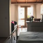 Urlaubsweingut Zecherhof شقة *