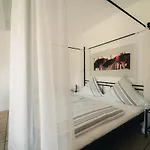 Urlaubsweingut Zecherhof * Neef