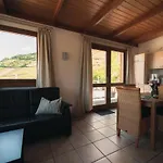 Urlaubsweingut Zecherhof *