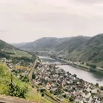 شقة Urlaubsweingut Zecherhof *