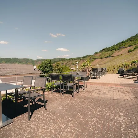 Urlaubsweingut Zecherhof * Neef