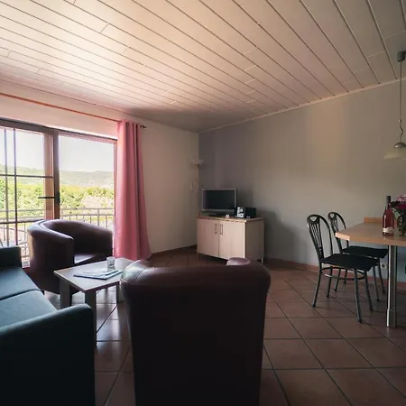 Urlaubsweingut Zecherhof Apartment *