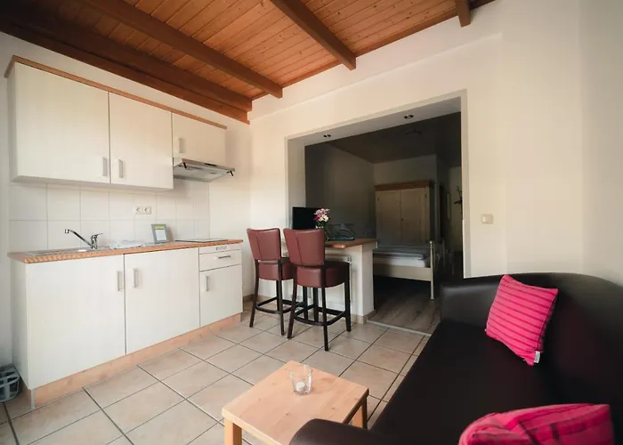 Urlaubsweingut Zecherhof *